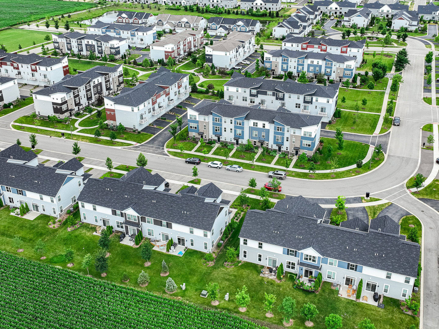 4166 Calder Lane Aurora, IL 60504 - Photo 26 of 30 an aerial view of multiple house