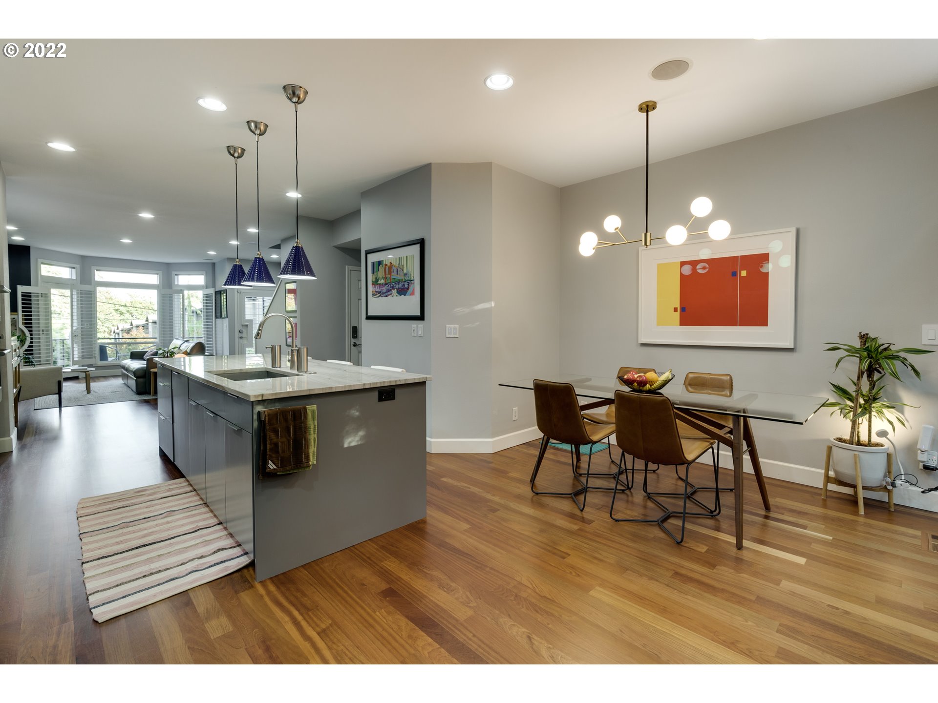 4631 Southwest Condor Avenue Portland, OR 97239 - Photo 13 of 32 Gallery Image 13