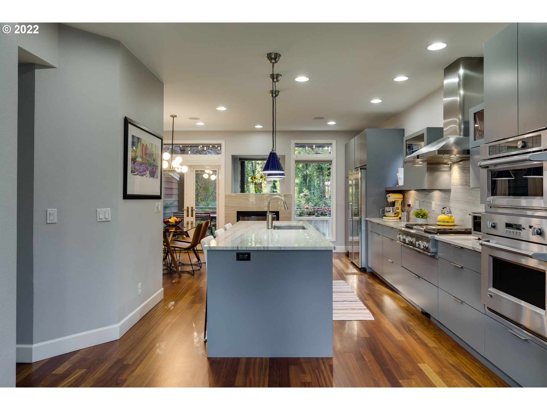 4631 Southwest Condor Avenue Portland, OR 97239 - Photo 9 of 32 Gallery Image 9