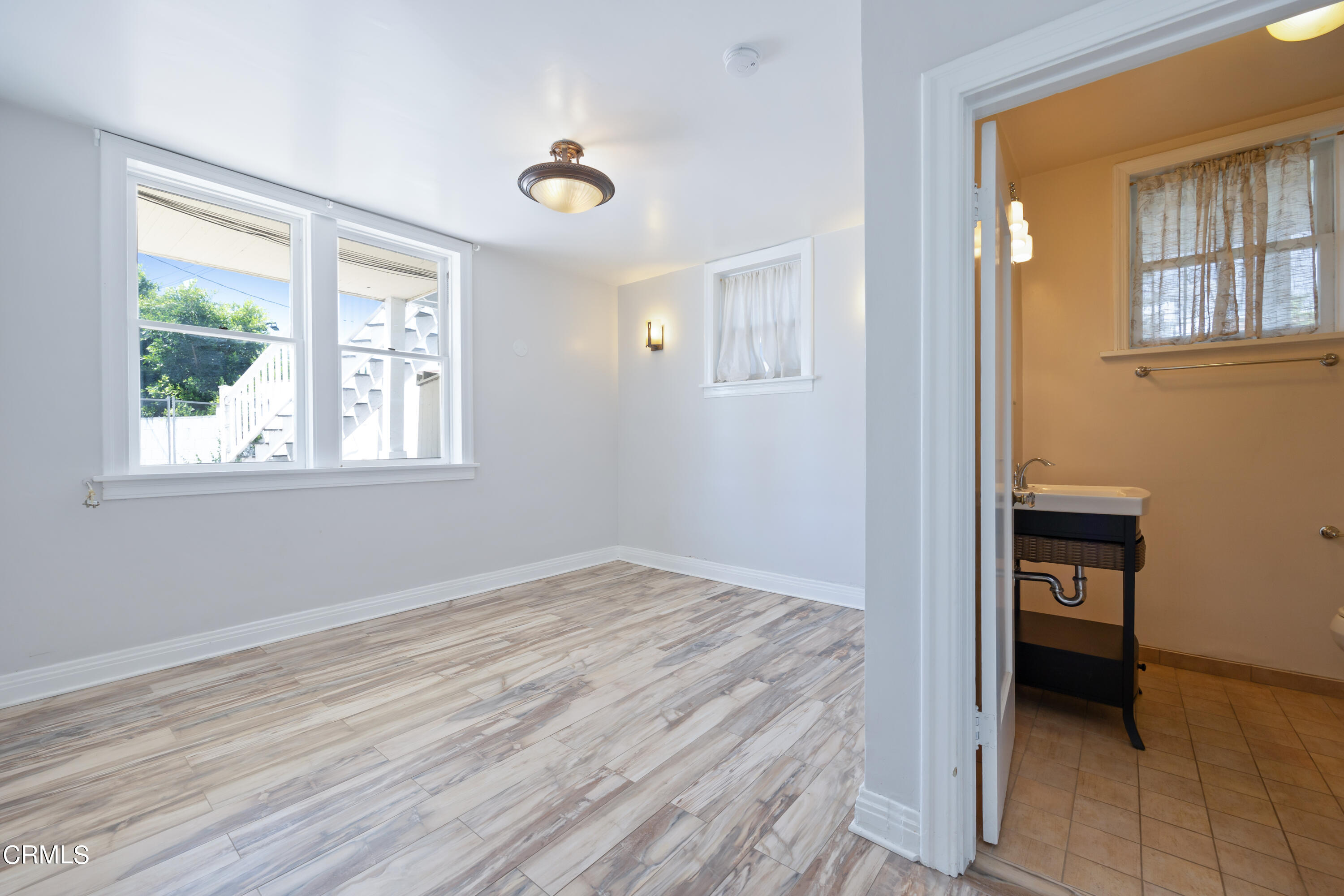 430 West Kenneth Road Glendale, CA 91202 - Photo 42 of 73 HIGH RES-49