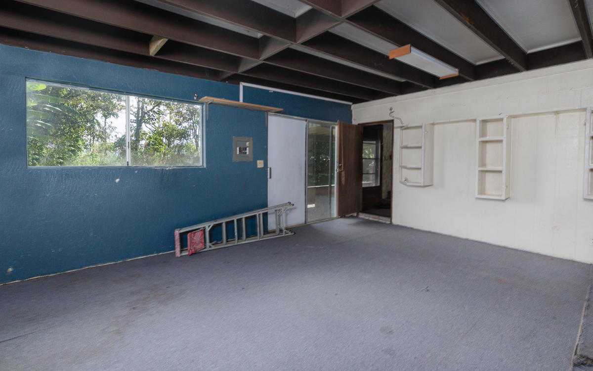17-251 Volcano Road Keaau, HI 96749 - Photo 25 of 28 a view of an empty room with a window