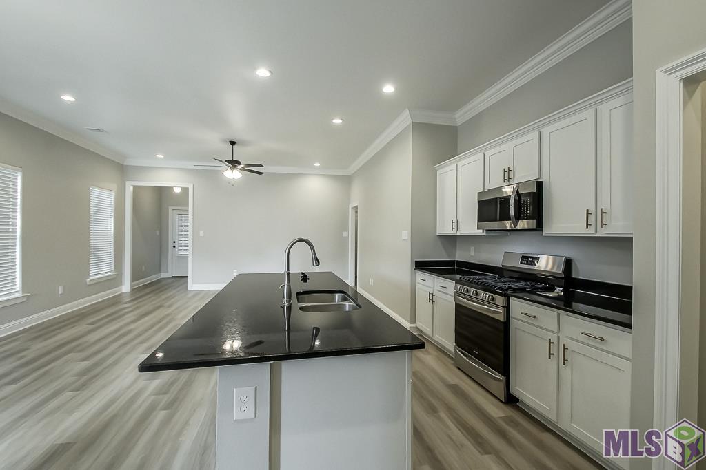 7126 Kenilworth Crossing Avenue Baton Rouge, LA 70820 - Photo 6 of 22