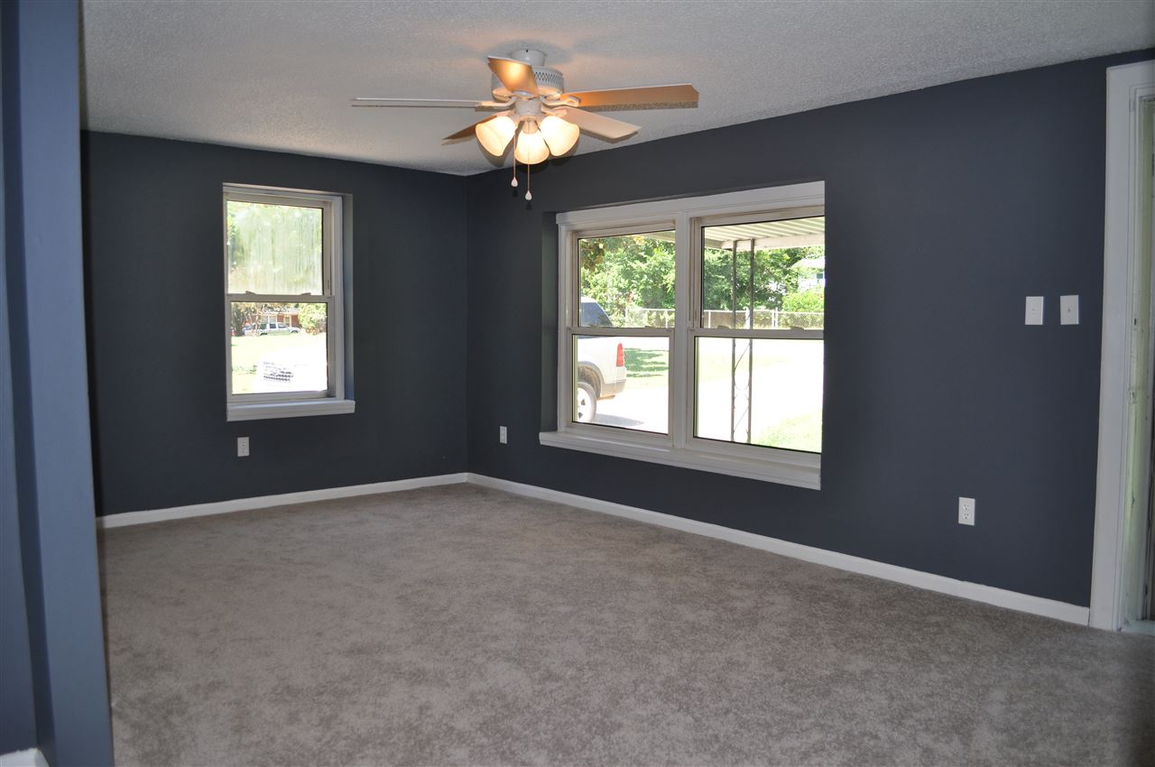 1105 Spring Street Gaffney, SC 29340 - Photo 9 of 23 Gallery Image 9