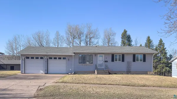 $275,000 | 16 Law Drive, Silver Bay, MN 55614