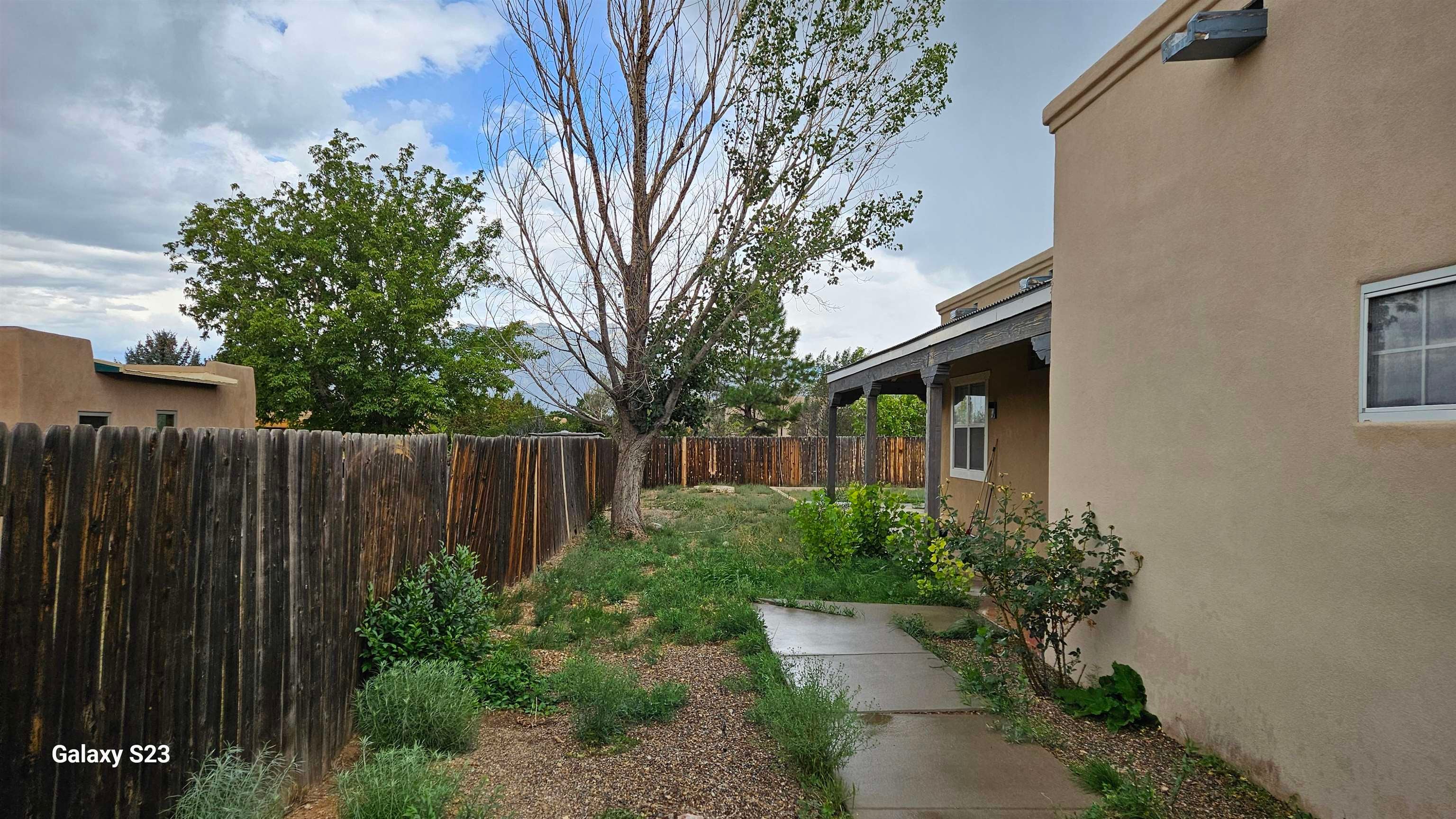 351 Monte Vista Road Taos, NM 87571 - Photo 16 of 24
