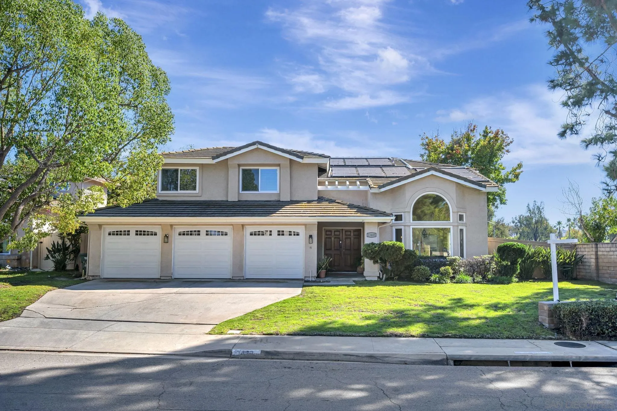 13403 Little Dawn Lane Poway, CA 92064 - Photo 2 of 33