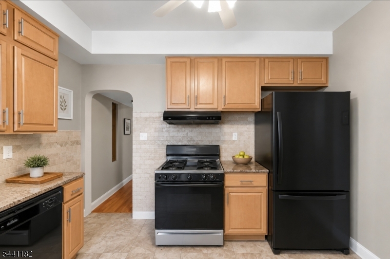 156 Valley Road Clifton, NJ 07013 - Photo 14 of 24