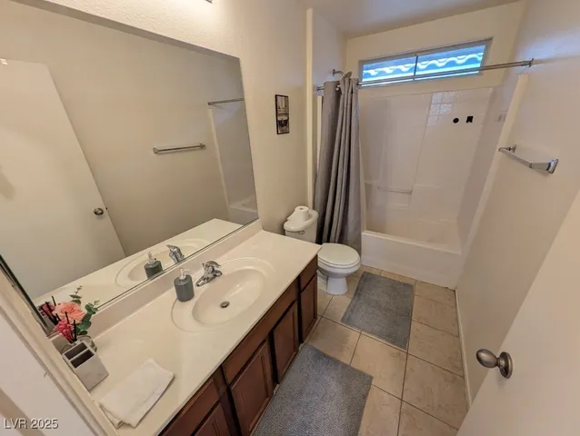 $1,995 | 7570 Dobroyd Drive, Las Vegas, NV 89179
