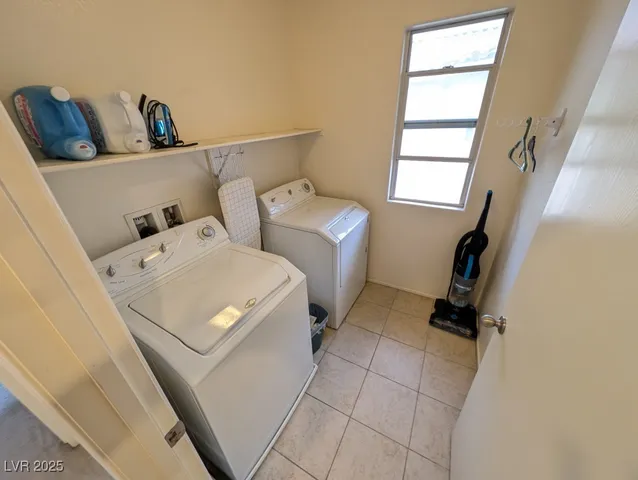 $1,995 | 7570 Dobroyd Drive, Las Vegas, NV 89179