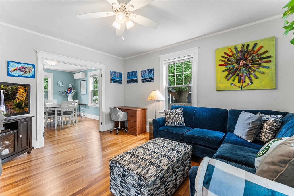 154 Cherry Street Newton, MA 02465 - Photo 5 of 36