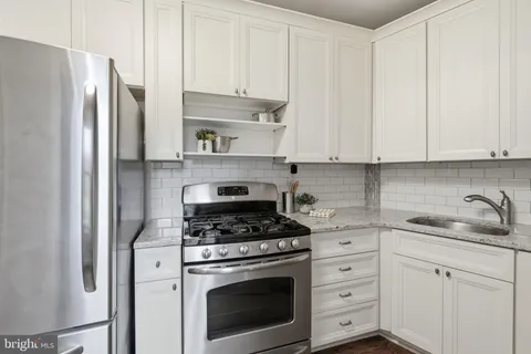 $475,000 | 2100 19th Street Northwest, Unit 506, Washington, DC 20009