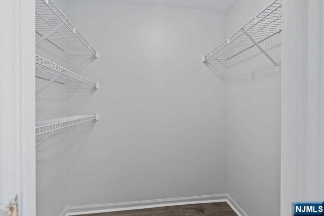 405 Williams Court, Unit 405 Edgewater, NJ 07020 - Photo 16 of 27