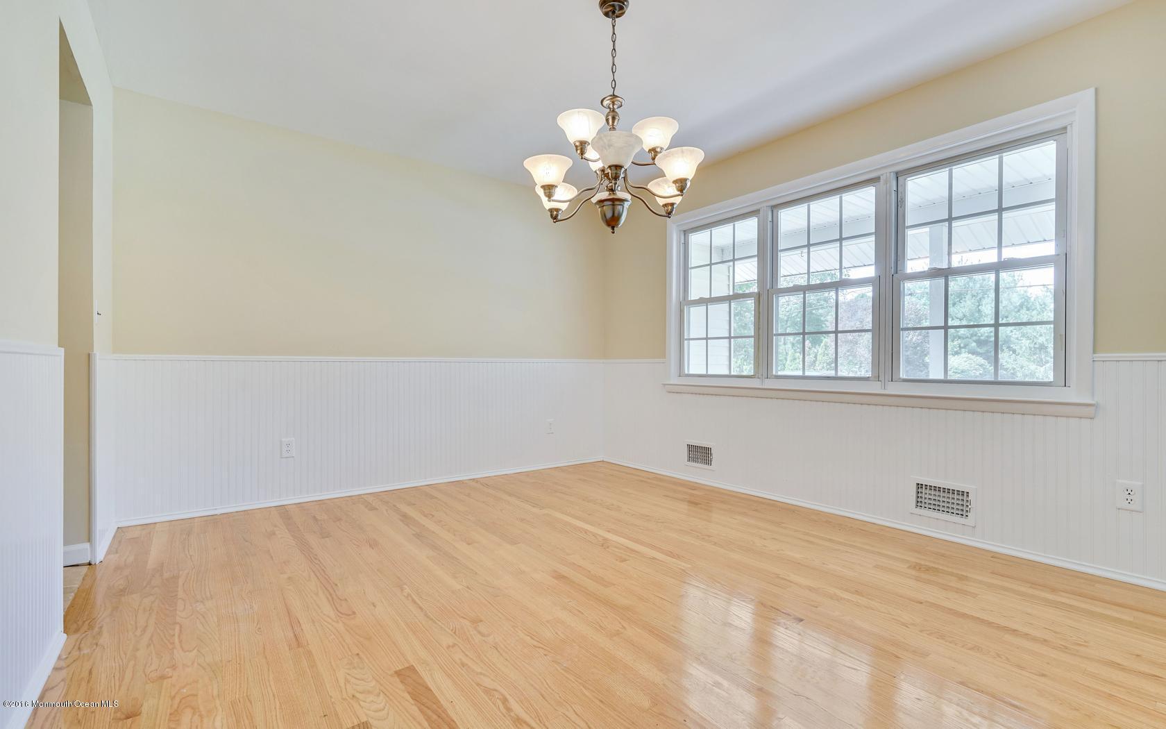 1061 Bennetts Mills Road Jackson, NJ 08527 - Photo 12 of 46 12