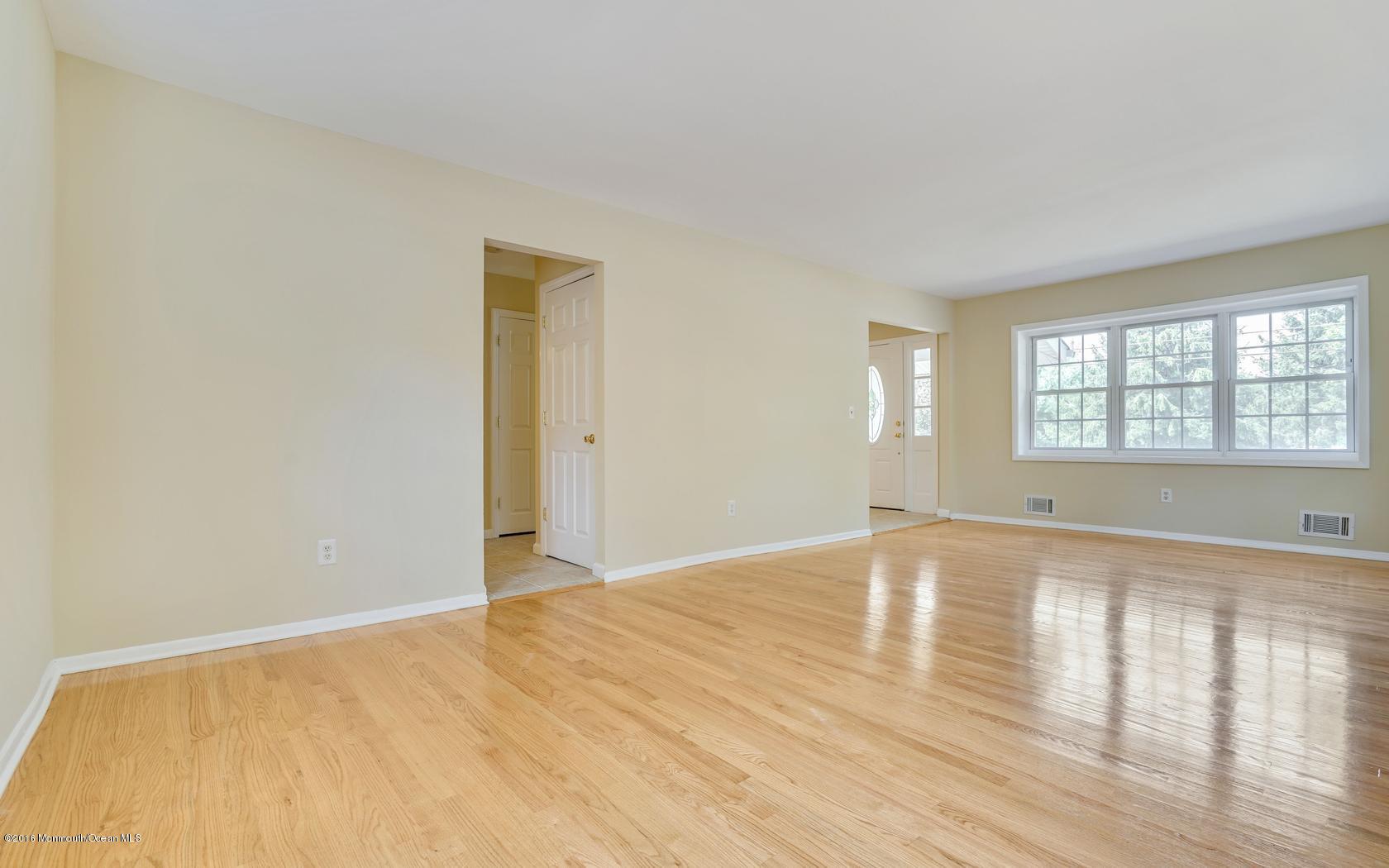 1061 Bennetts Mills Road Jackson, NJ 08527 - Photo 17 of 46 17