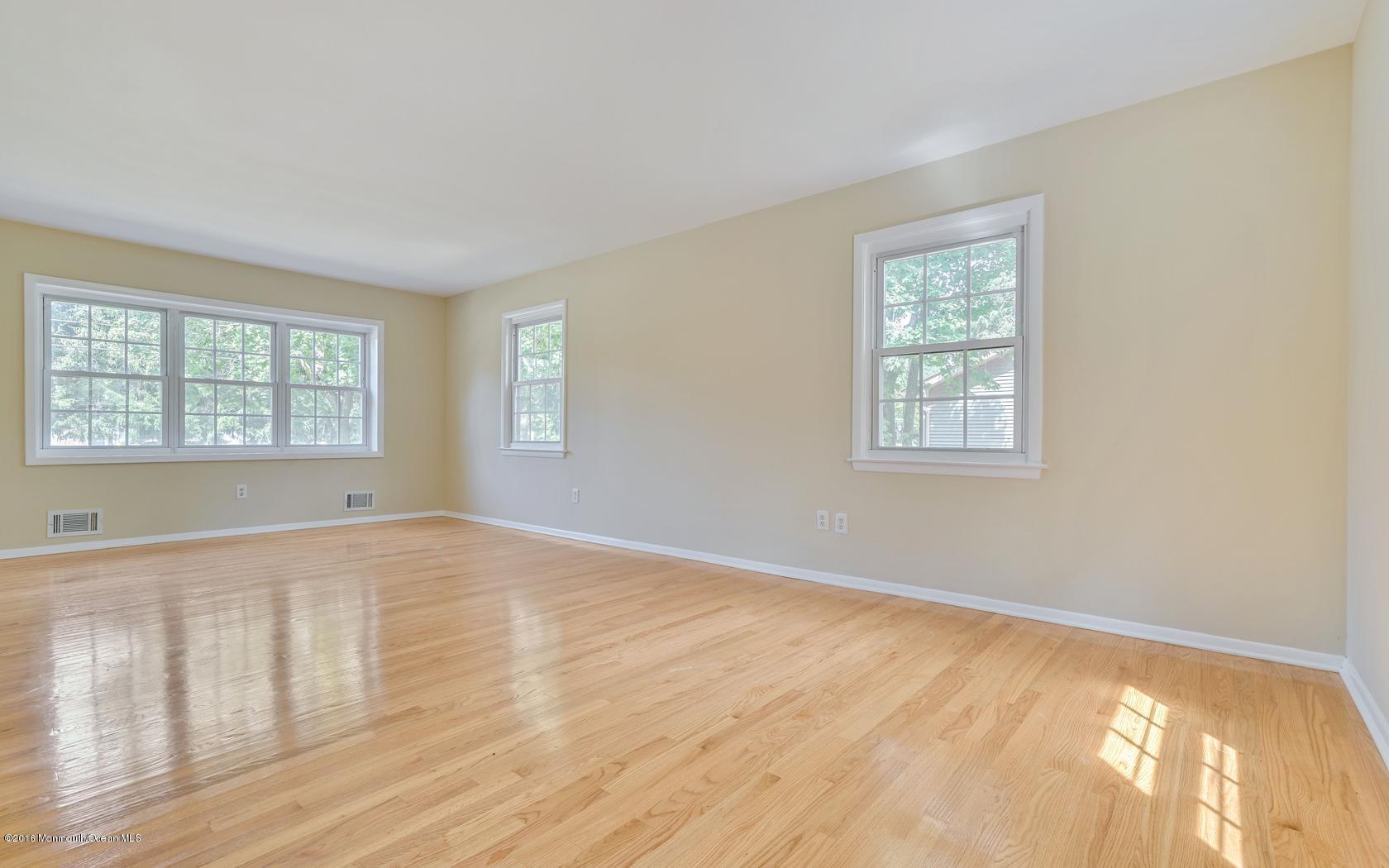 1061 Bennetts Mills Road Jackson, NJ 08527 - Photo 18 of 46 18