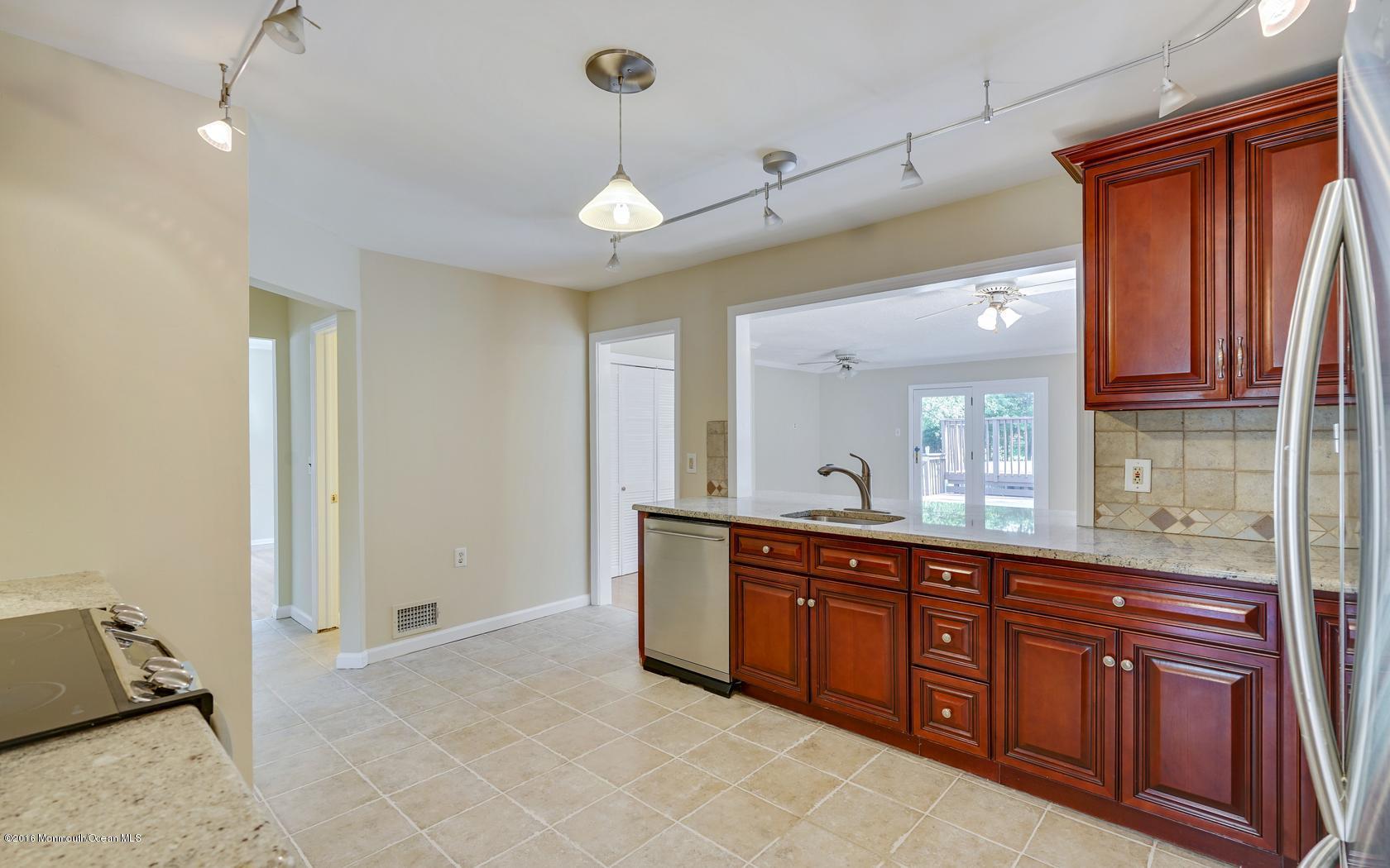 1061 Bennetts Mills Road Jackson, NJ 08527 - Photo 19 of 46 19