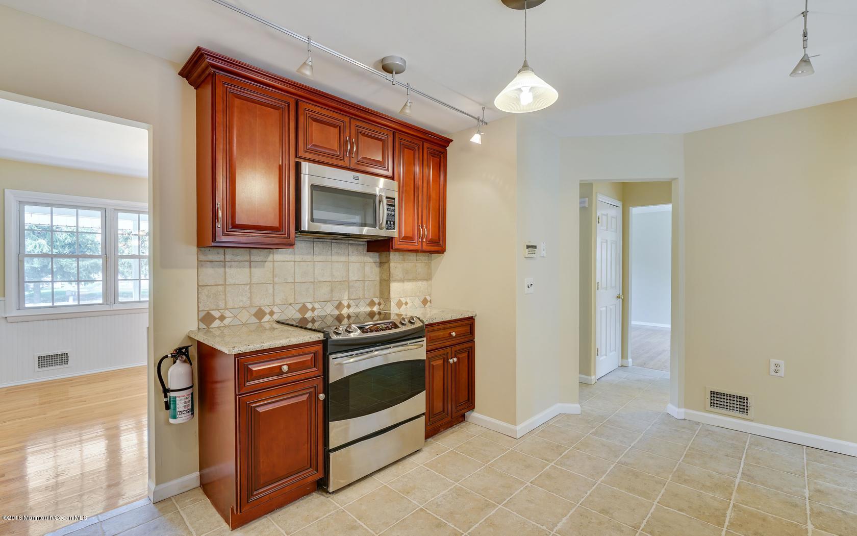1061 Bennetts Mills Road Jackson, NJ 08527 - Photo 20 of 46 20