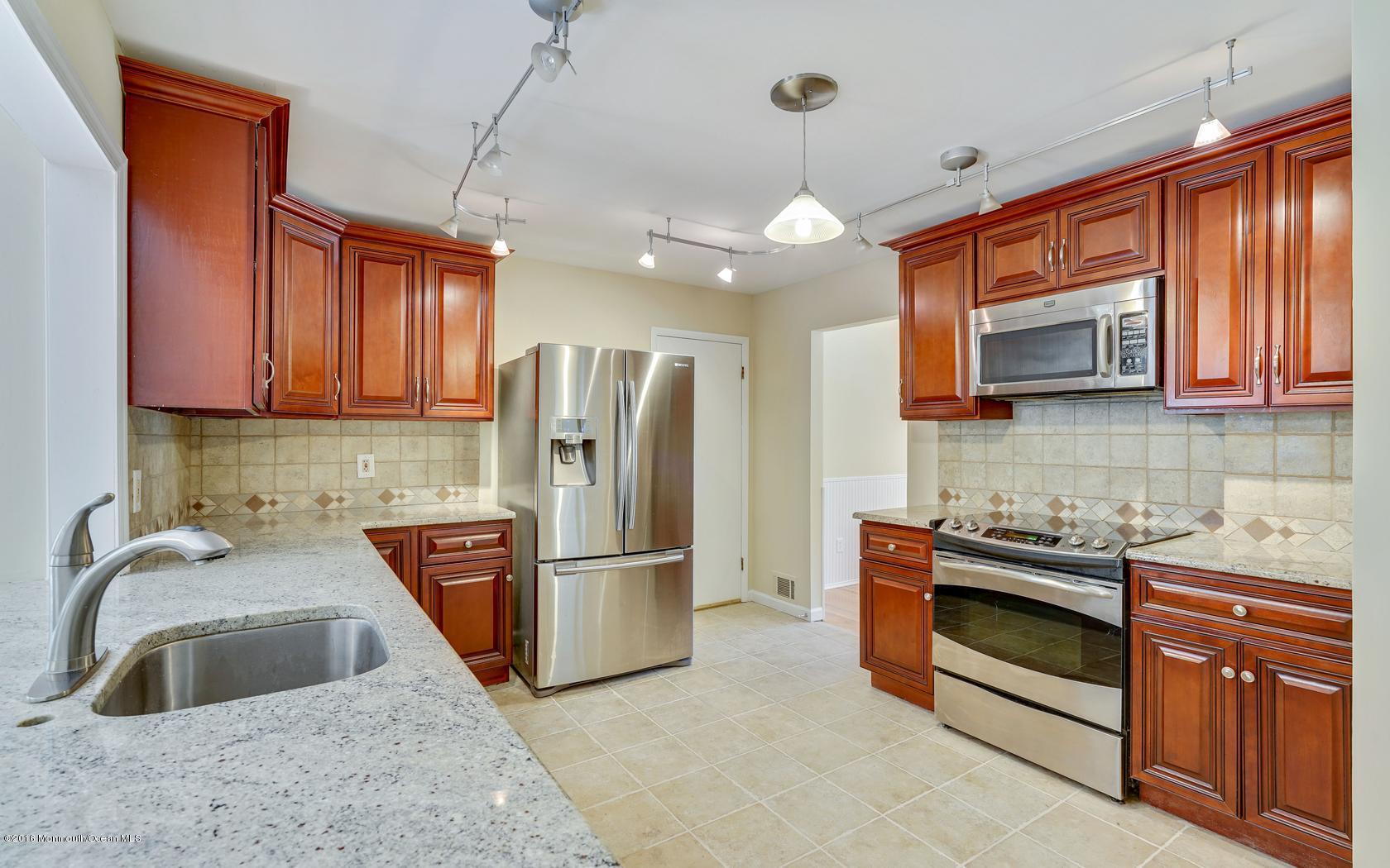 1061 Bennetts Mills Road Jackson, NJ 08527 - Photo 21 of 46 21