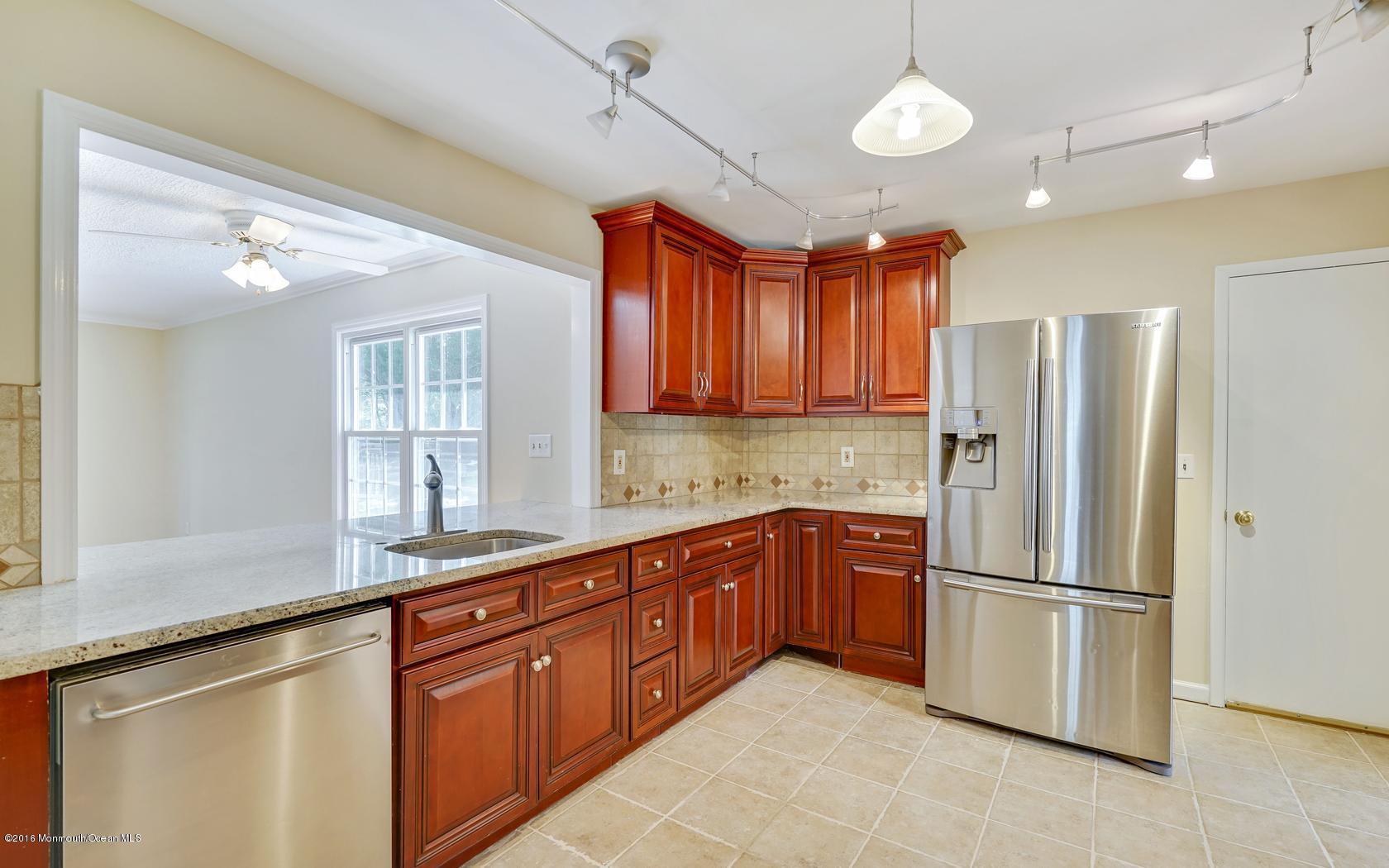 1061 Bennetts Mills Road Jackson, NJ 08527 - Photo 23 of 46 23