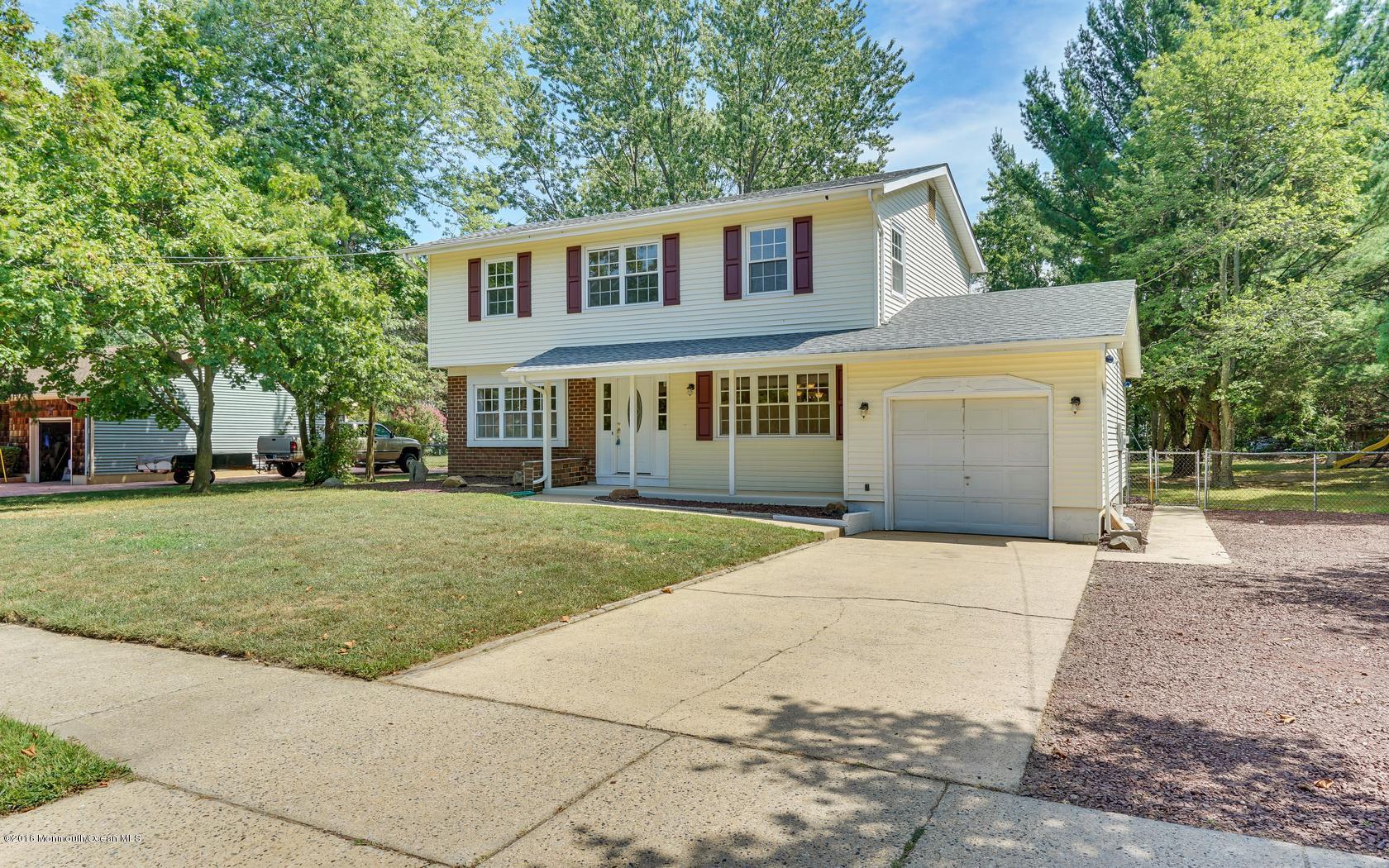 1061 Bennetts Mills Road Jackson, NJ 08527 - Photo 4 of 46 4