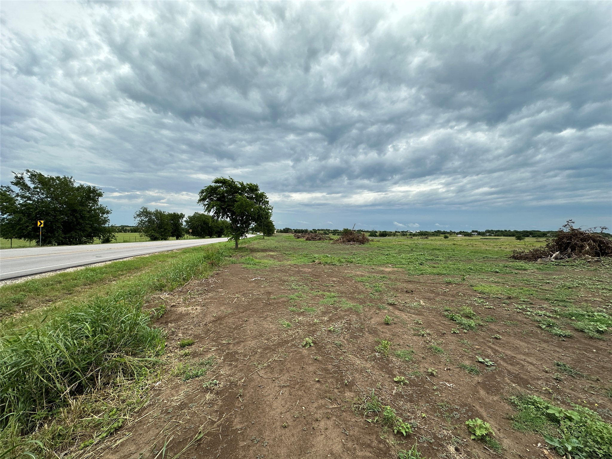 19621 Fm 2115 Salado, TX 76571 - Photo 12 of 29 a view of a field with an trees in front of it