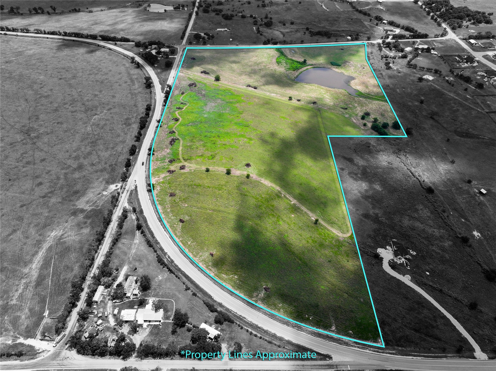 19621 Fm 2115 Salado, TX 76571 - Photo 2 of 29 a view of a jacuzzi