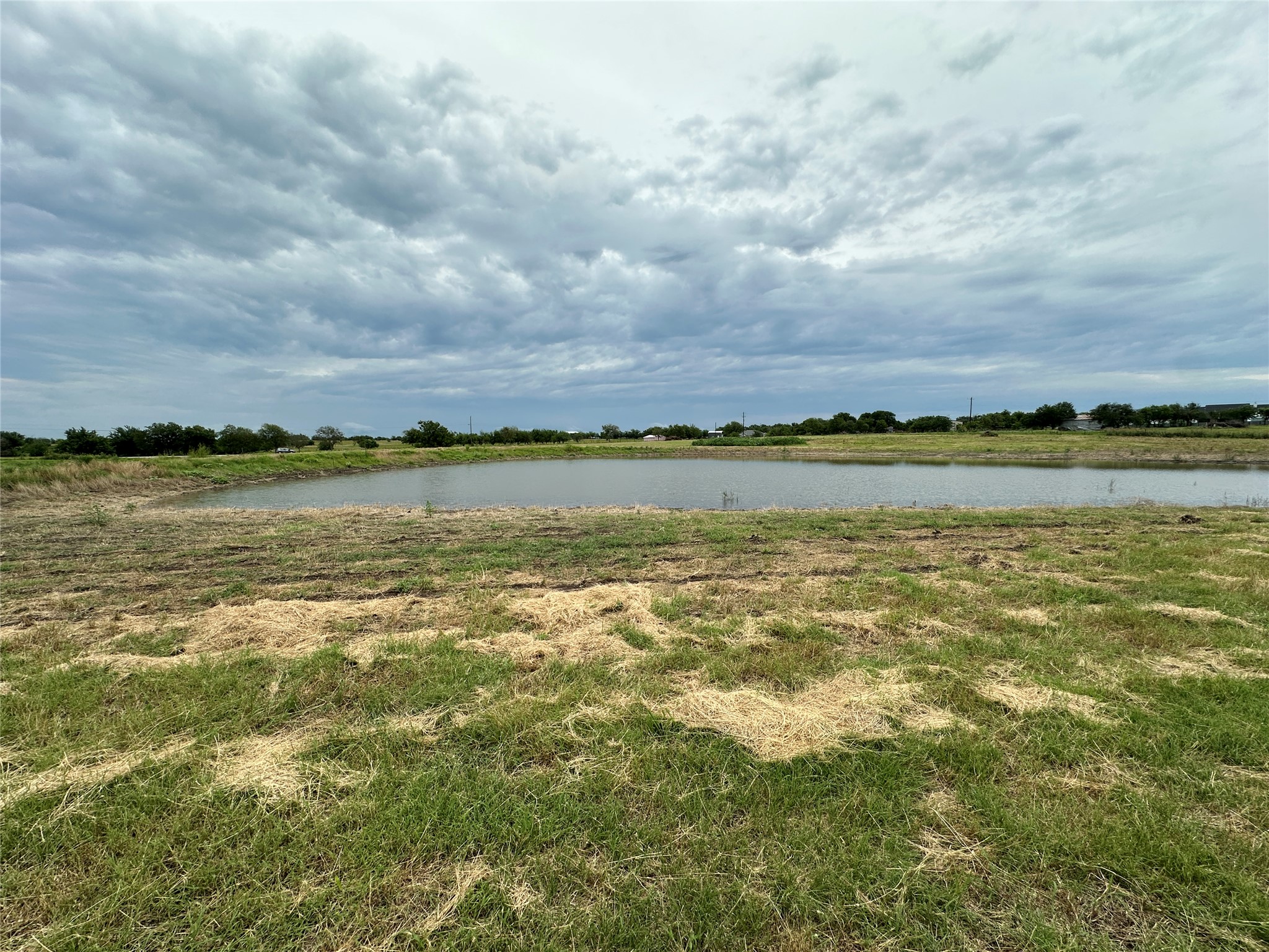 19621 Fm 2115 Salado, TX 76571 - Photo 9 of 29 a view of an ocean and house