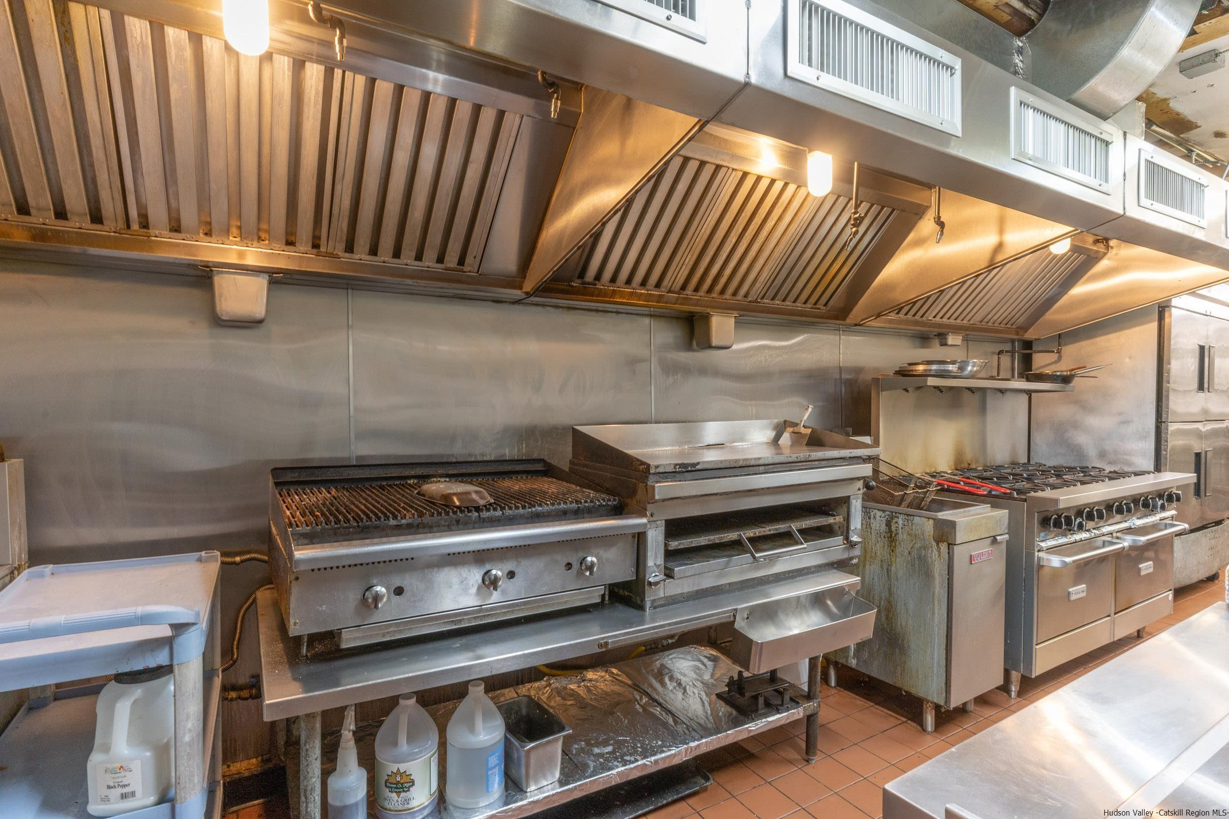 17 Mill Hill Road Woodstock, NY 12498 - Photo 9 of 34 Photo 9