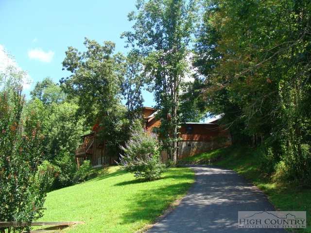 573 Cold Springs Road Independence, VA 24348 - Photo 11 of 28 Gallery Image 11