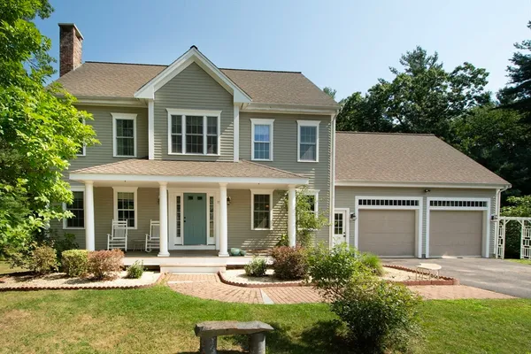 $829,900 | 15 Hillside Lane, Bridgewater, MA 02324
