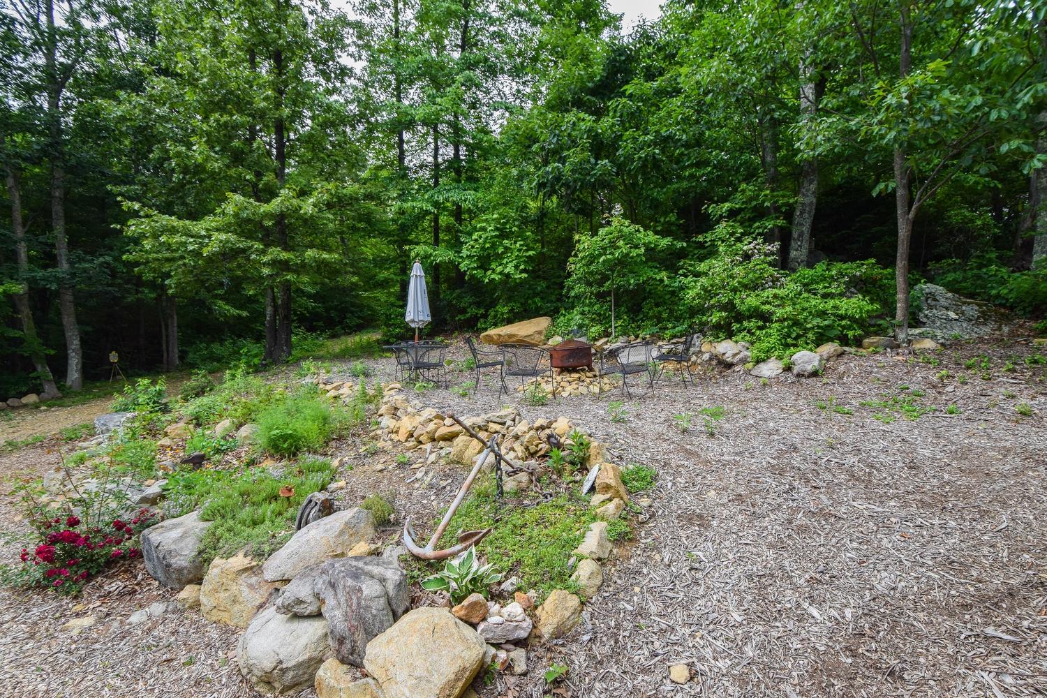 17320 Callaway Road Callaway, VA 24067 - Photo 32 of 39 17320 Callaway Rd Callaway VA-large-037-