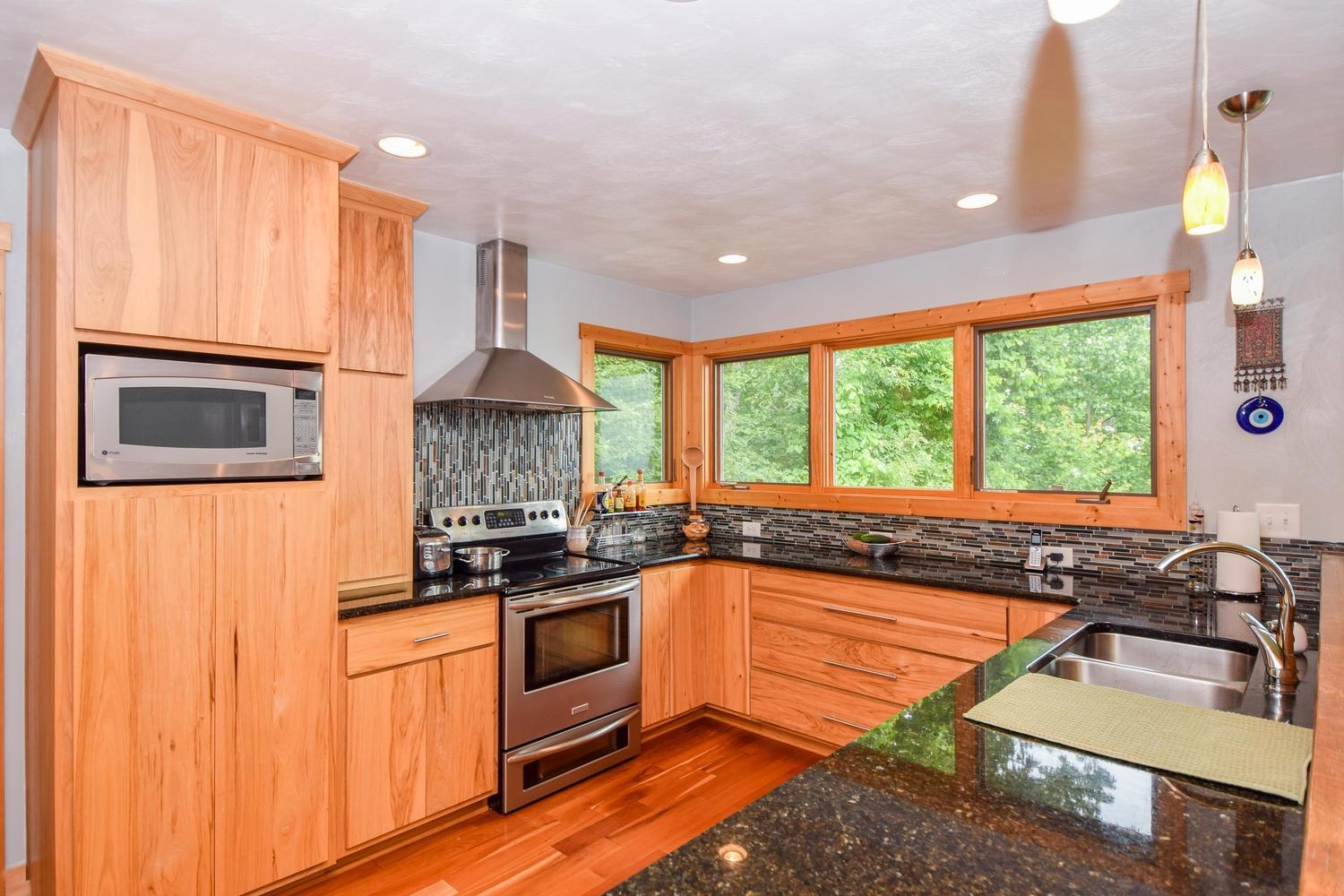 17320 Callaway Road Callaway, VA 24067 - Photo 8 of 39 17320 Callaway Rd Callaway VA-large-008-