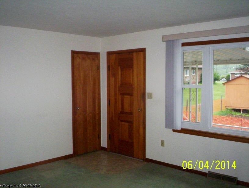 1 Corwin Street Rivesville, WV 26588 - Photo 3 of 20 Gallery Image 3