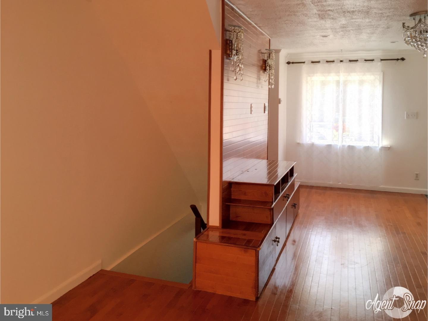 2055 Kent Road Folcroft, PA 19032 - Photo 4 of 16 Gallery Image 4