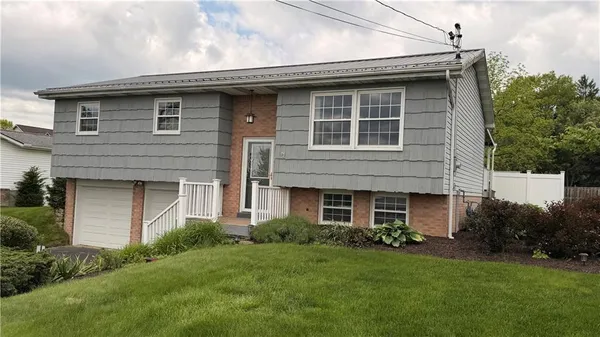 $300,000 | 1403 2nd Avenue, Beaver, PA 15009