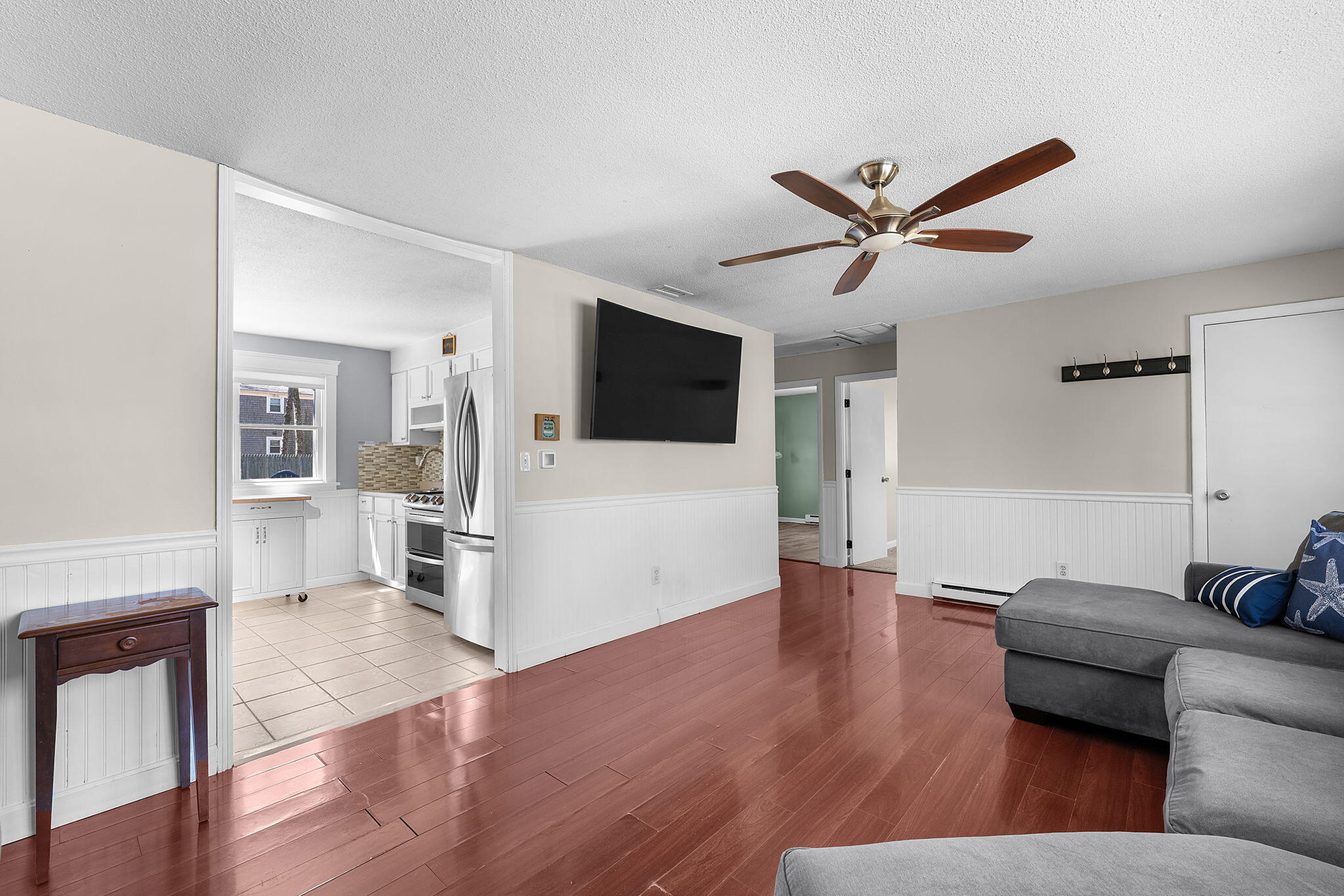 7 Somerset Road Mashpee, MA 02649 - Photo 5 of 35 2-web-or-mls-7 Somerset (12 of 33)