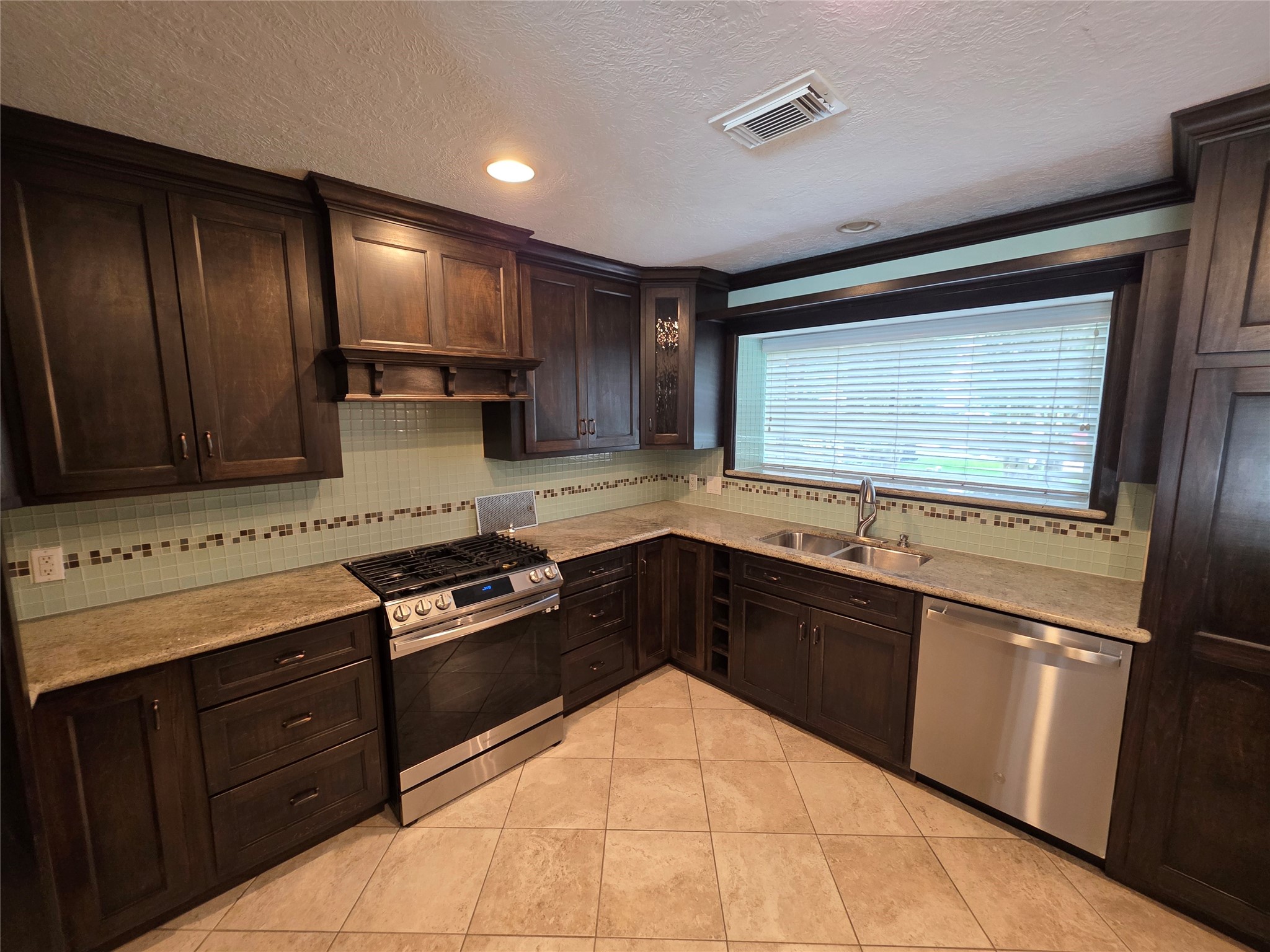 16806 Sandypine Circle Spring, TX 77379 - Photo 18 of 21