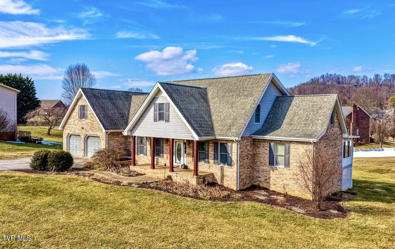 604 Snapps Ferry Road Kingsport, TN 37663 - Photo 1 of 94 IMG_2306