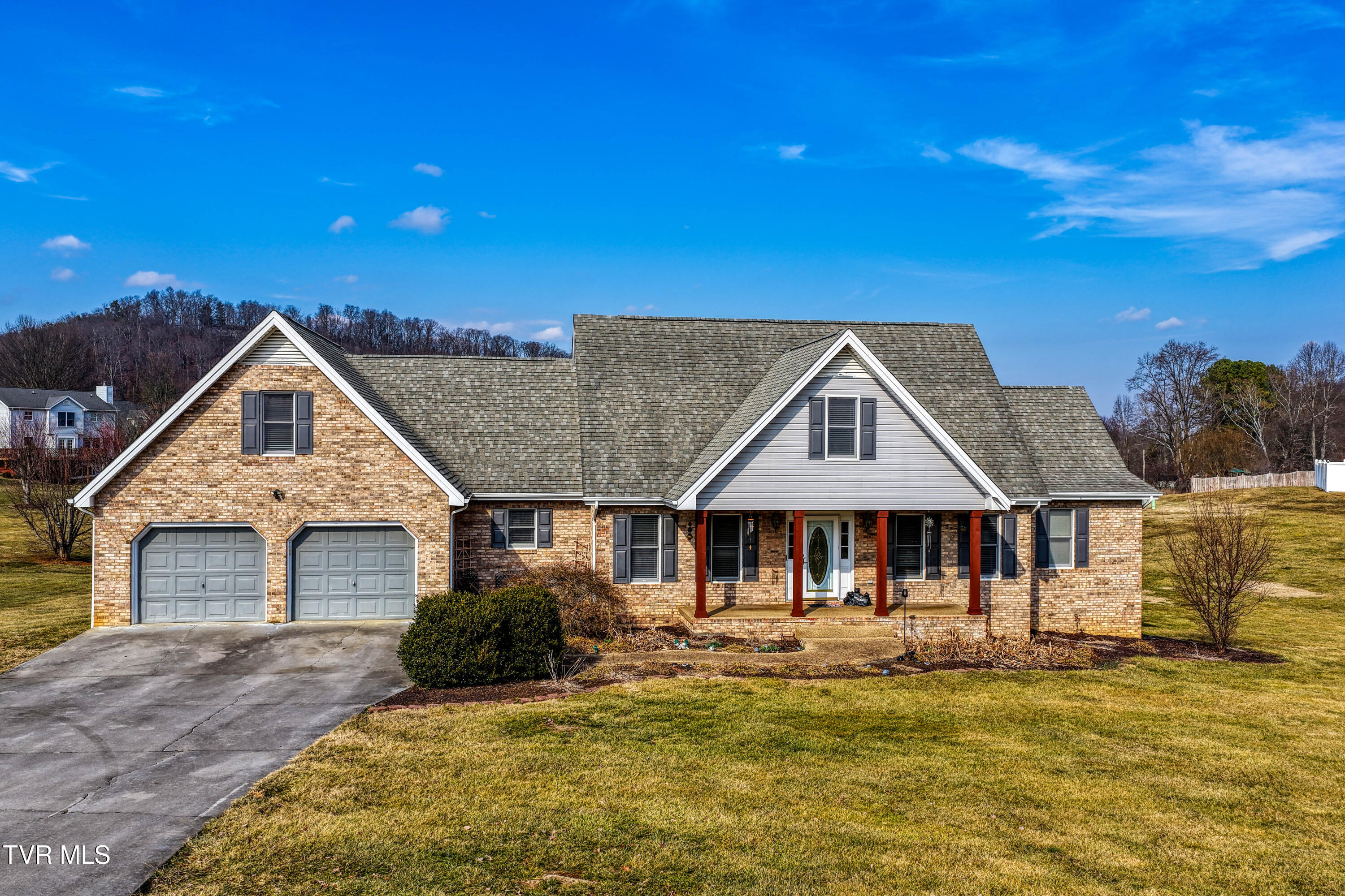 604 Snapps Ferry Road Kingsport, TN 37663 - Photo 2 of 94 604 Snapps Ferry MLSa (1 of 26)
