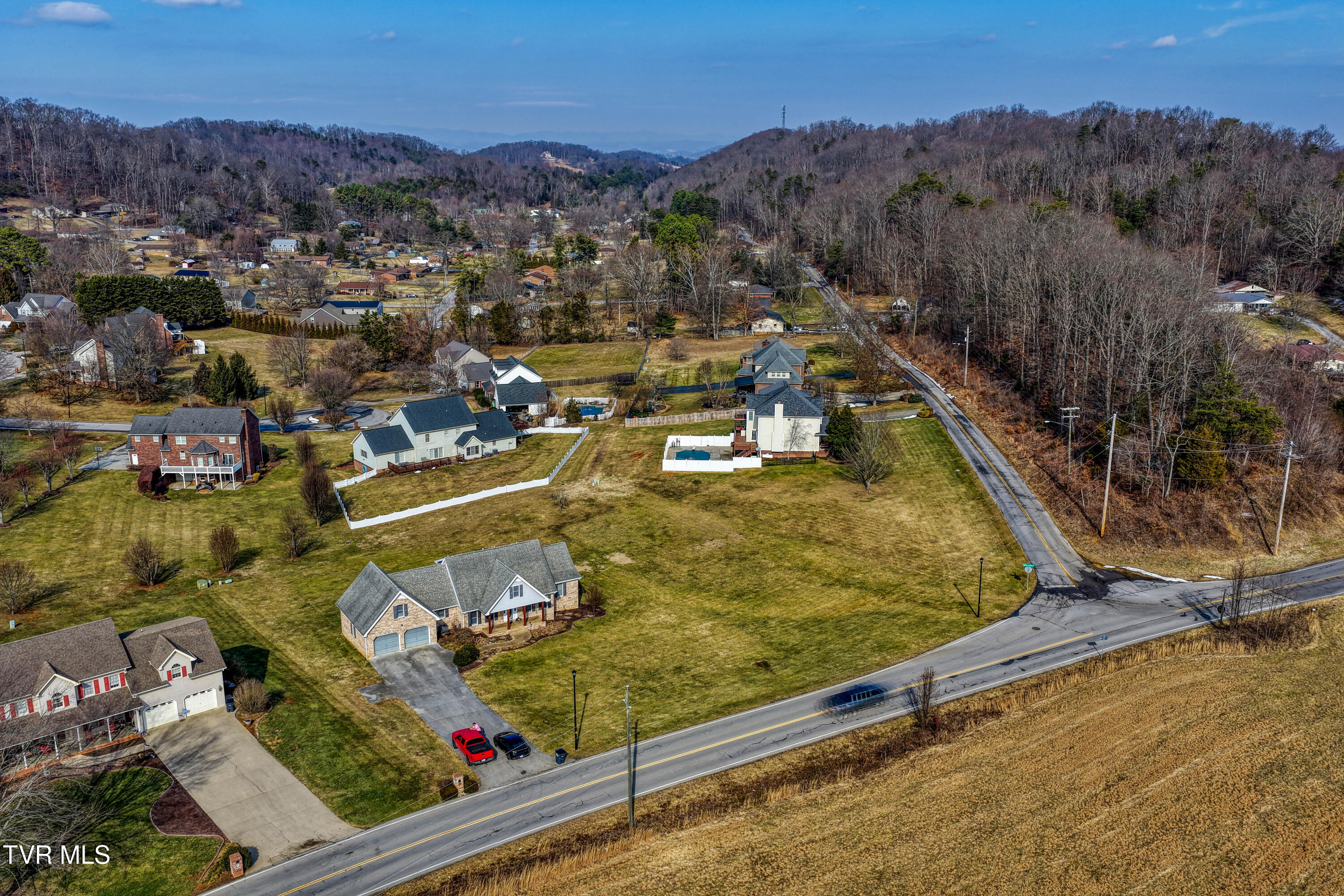 604 Snapps Ferry Road Kingsport, TN 37663 - Photo 23 of 94 604 Snapps Ferry MLSa (23 of 26)