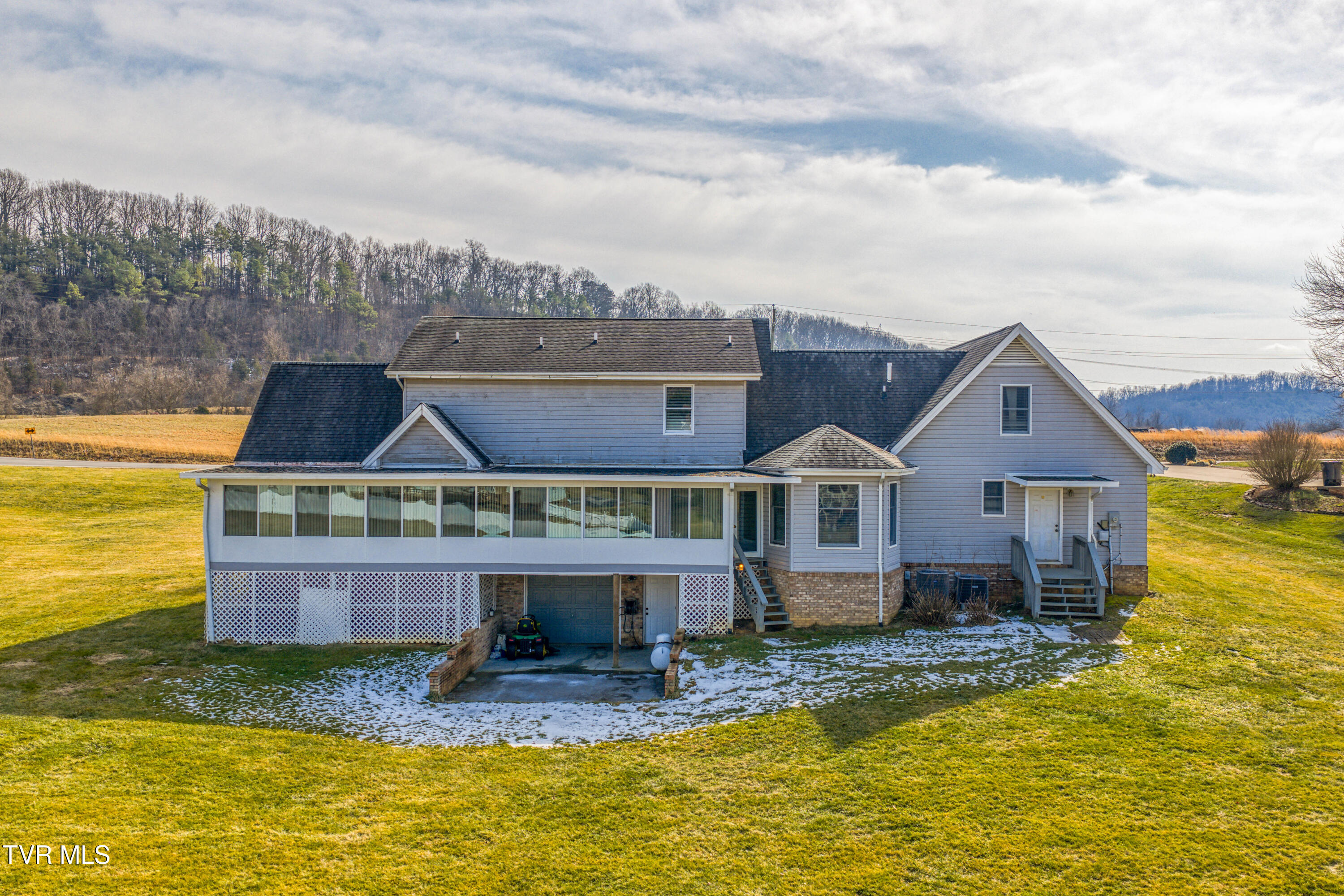 604 Snapps Ferry Road Kingsport, TN 37663 - Photo 6 of 94 604 Snapps Ferry MLSa (6 of 26)