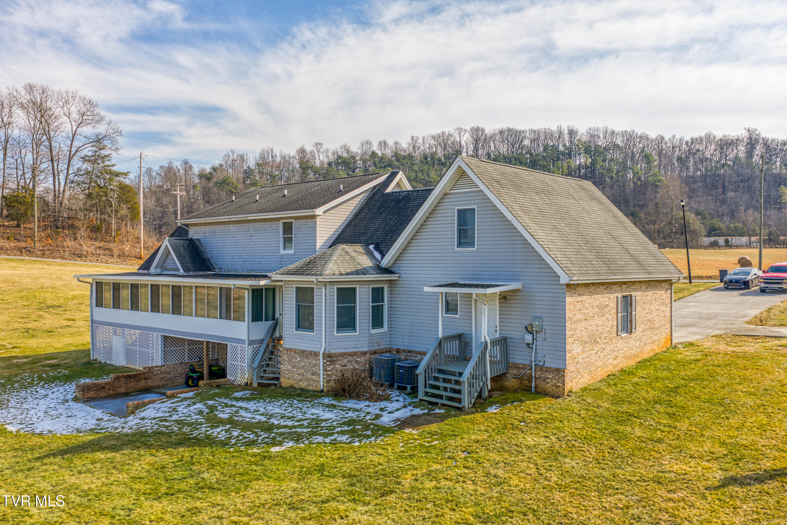 604 Snapps Ferry Road Kingsport, TN 37663 - Photo 7 of 94 604 Snapps Ferry MLSa (7 of 26)