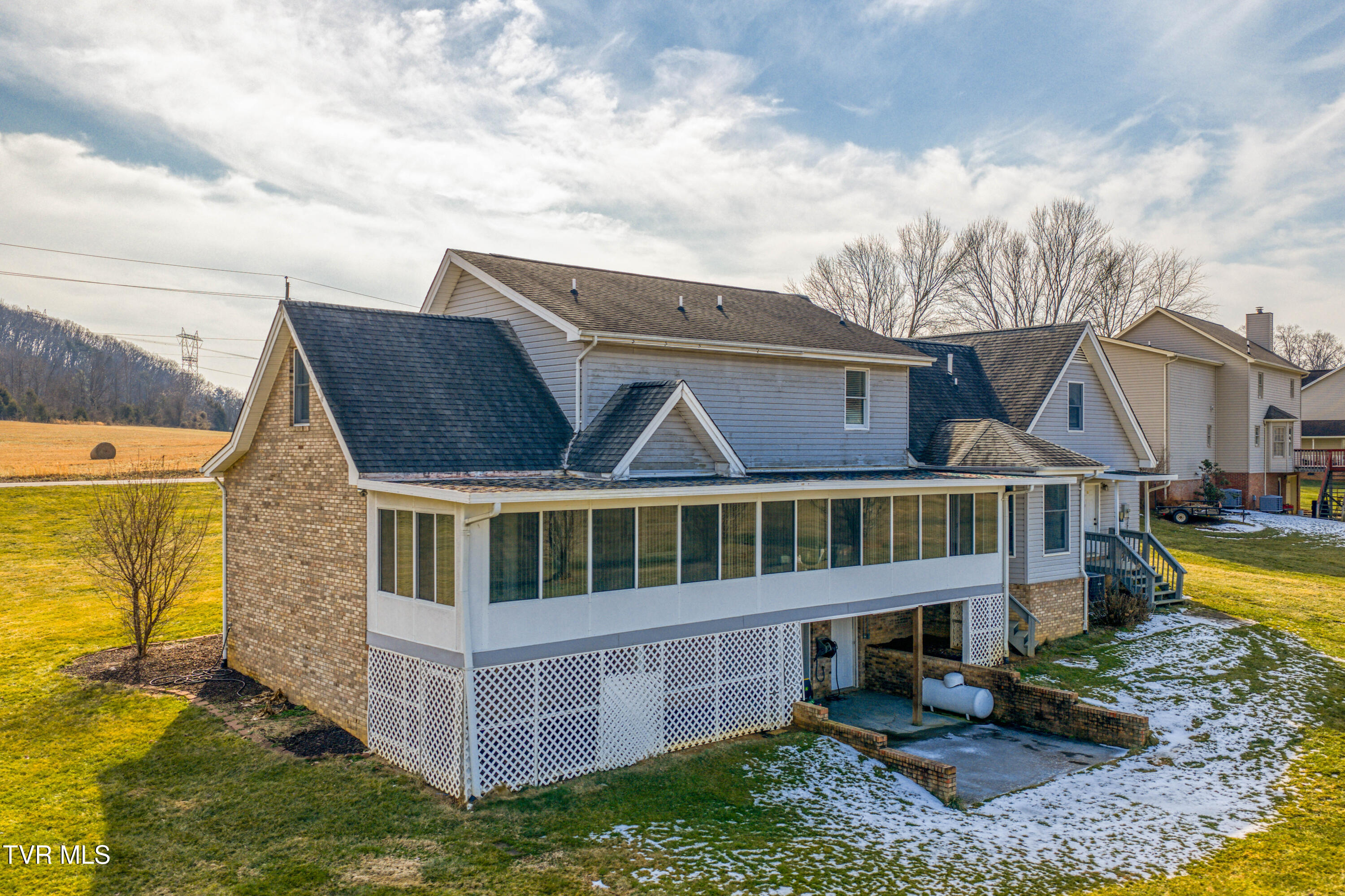604 Snapps Ferry Road Kingsport, TN 37663 - Photo 8 of 94 604 Snapps Ferry MLSa (8 of 26)