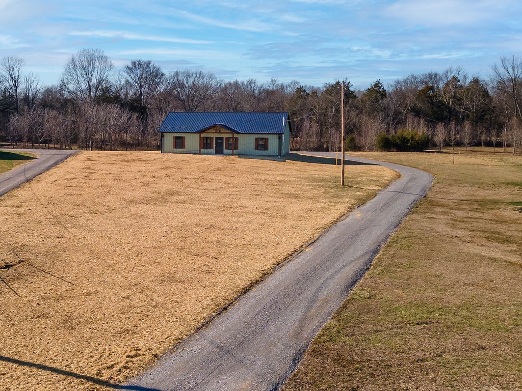 1119 Ruby Road Lewisburg, TN 37091 - Photo 6 of 43 Gallery Image 6