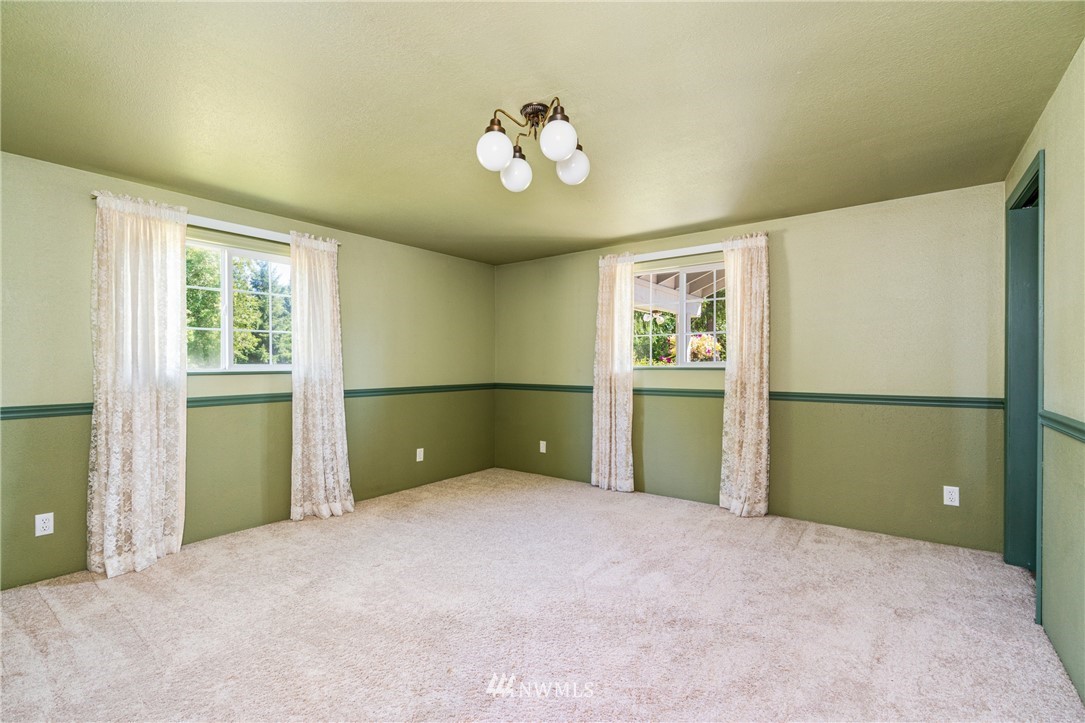 1082 Centralia Alpha Road Chehalis, WA 98532 - Photo 14 of 29 Gallery Image 14