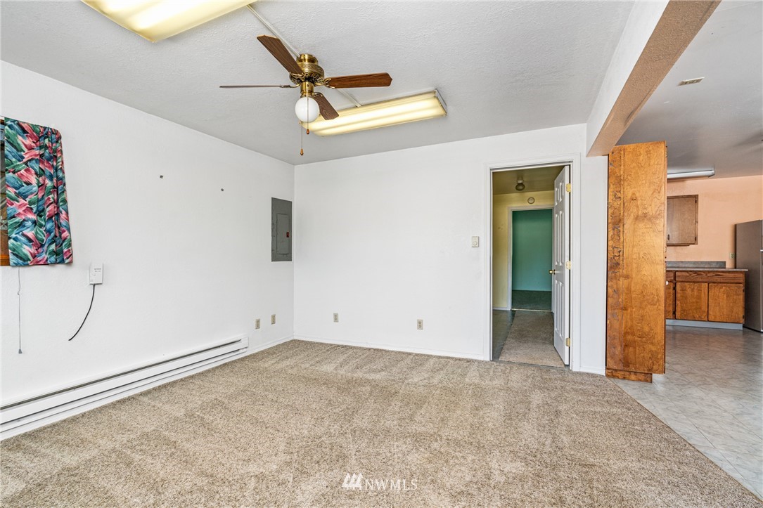 1082 Centralia Alpha Road Chehalis, WA 98532 - Photo 16 of 29 Gallery Image 16