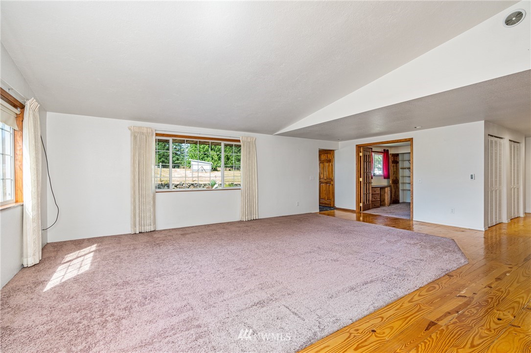 1082 Centralia Alpha Road Chehalis, WA 98532 - Photo 7 of 29 Gallery Image 7