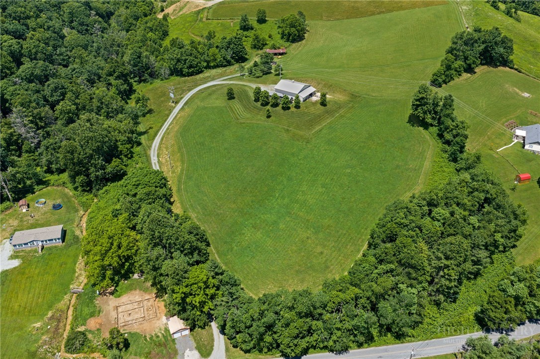 245 Corbett McNeil Road Boone, NC 28607 - Photo 29 of 44