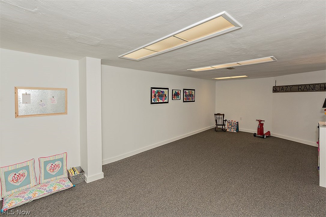 4110 Lander Road Chagrin Falls, OH 44022 - Photo 28 of 33 Gallery Image 28