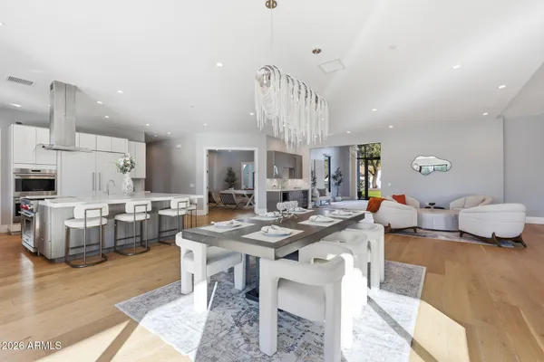 $5,995,000 | 5633 East Lafayette Boulevard, Phoenix, AZ 85018